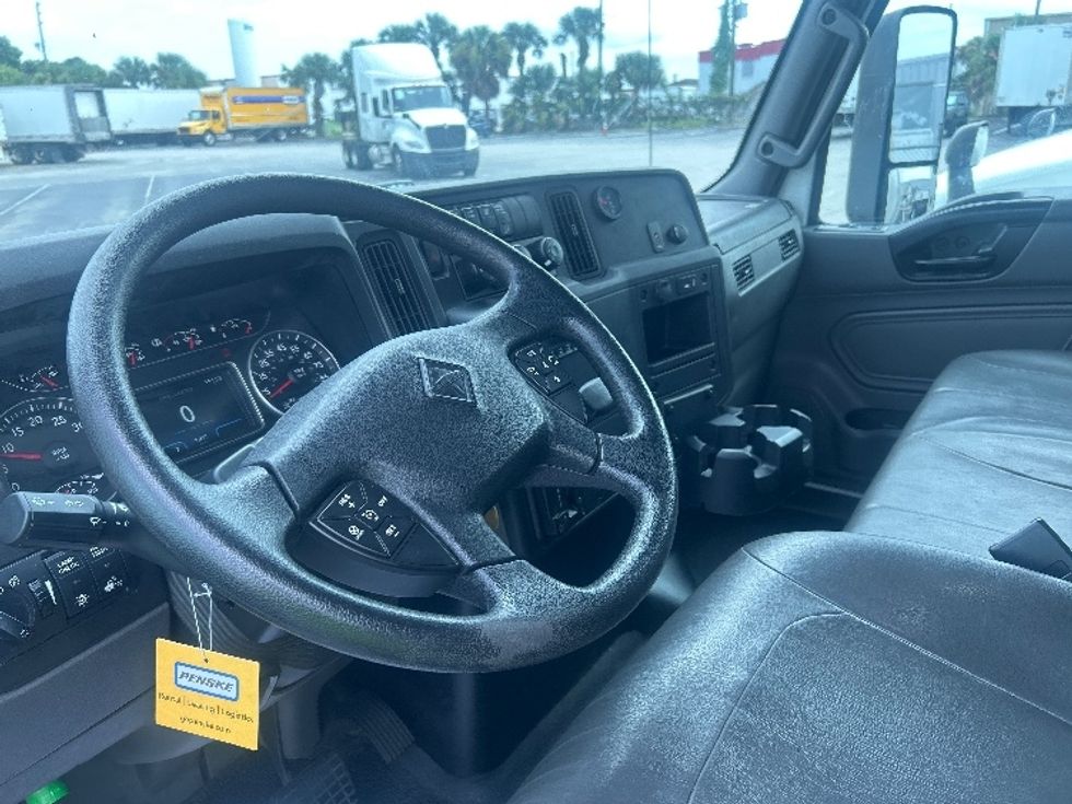 Medium Duty Box Truck-Light and Medium Duty Trucks-International-2023-MV607-Orlando-FL-9,477\n\t\tmiles-$ 87,500 - Image 17