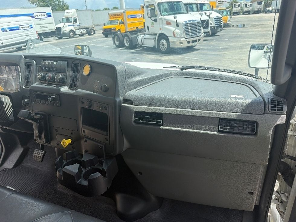 Medium Duty Box Truck-Light and Medium Duty Trucks-International-2023-MV607-Orlando-FL-9,477\n\t\tmiles-$ 87,500 - Image 20