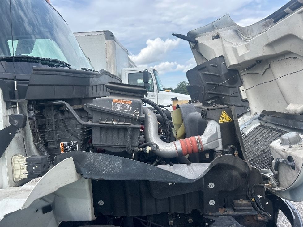 Medium Duty Box Truck-Light and Medium Duty Trucks-International-2023-MV607-Orlando-FL-9,477\n\t\tmiles-$ 87,500 - Image 22
