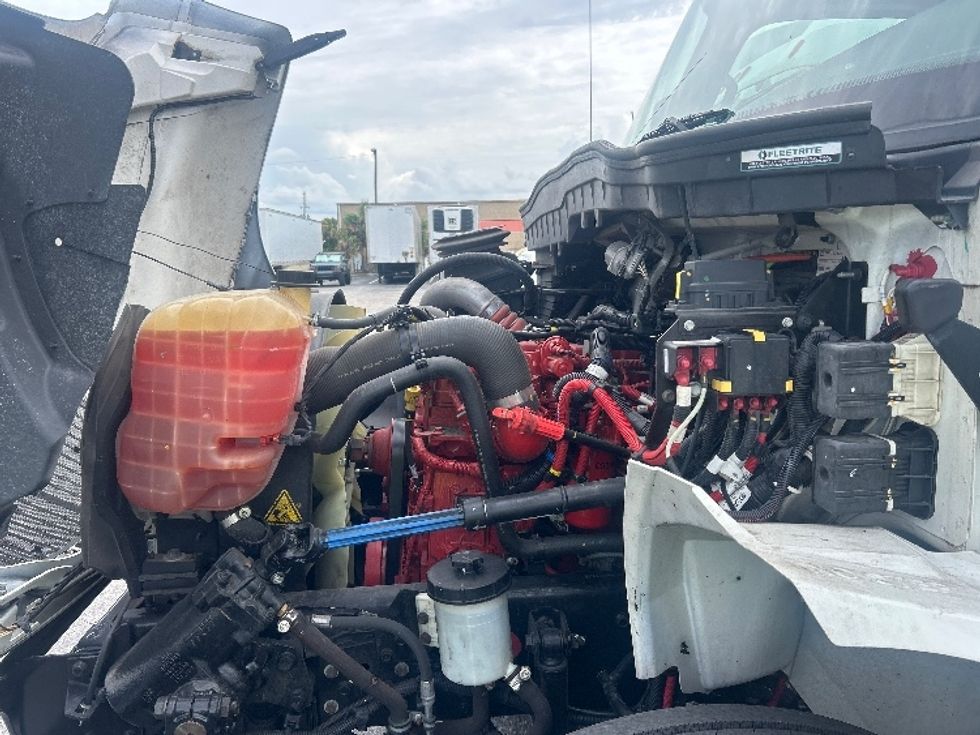 Medium Duty Box Truck-Light and Medium Duty Trucks-International-2023-MV607-Orlando-FL-9,477\n\t\tmiles-$ 87,500 - Image 23
