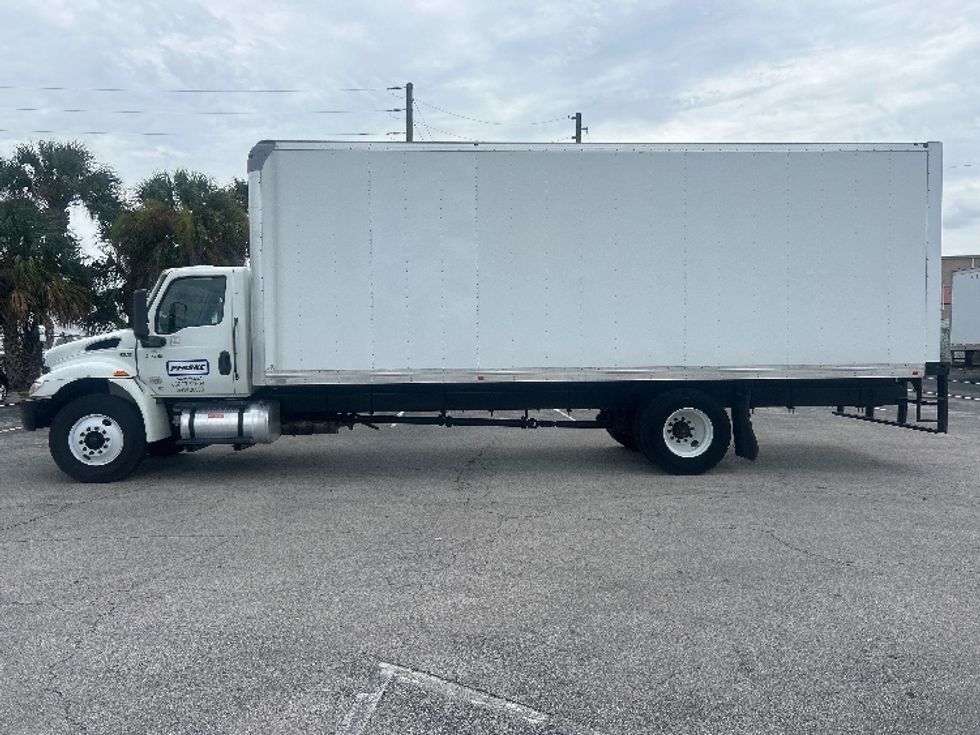 Medium Duty Box Truck-Light and Medium Duty Trucks-International-2023-MV607-Orlando-FL-9,477\n\t\tmiles-$ 87,500 - Image 4