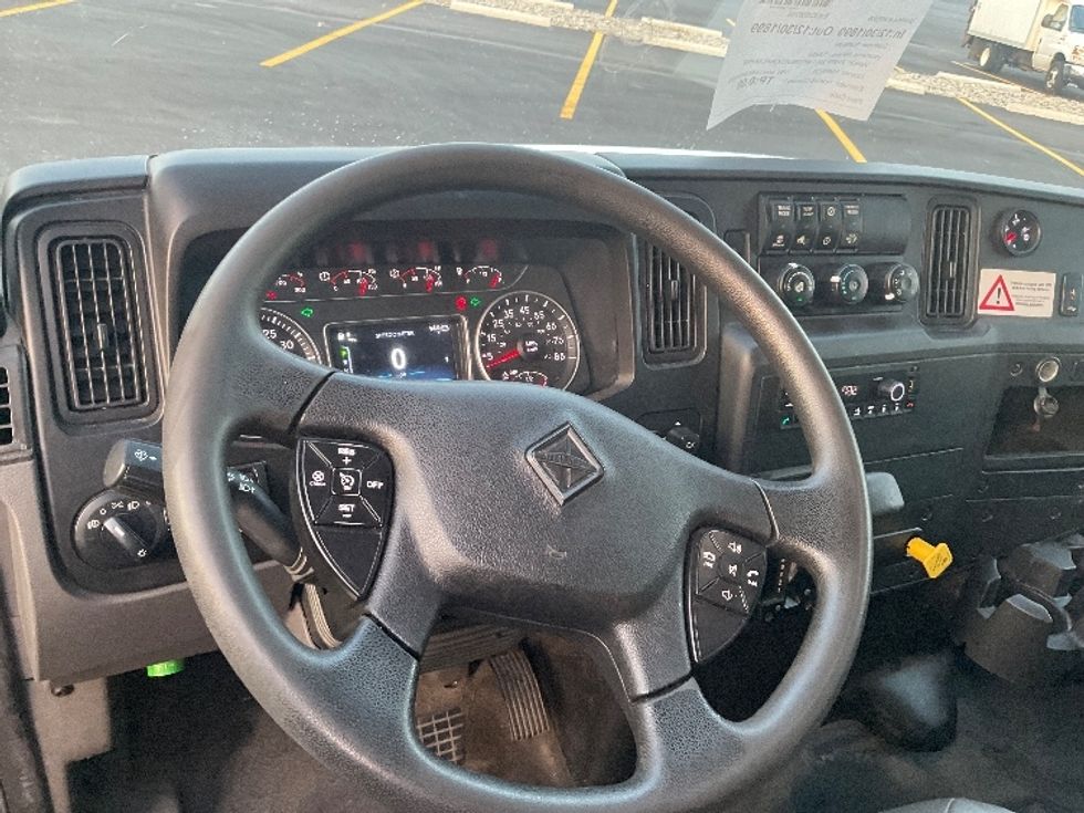 Medium Duty Box Truck-Light and Medium Duty Trucks-International-2023-MV607-Perrysburg-OH-245,913\n\t\tmiles-$ 48,250 - Image 16