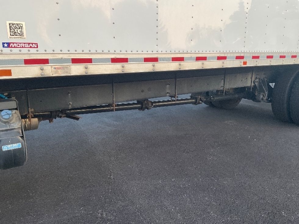 Medium Duty Box Truck-Light and Medium Duty Trucks-International-2023-MV607-Perrysburg-OH-245,913\n\t\tmiles-$ 48,250 - Image 5