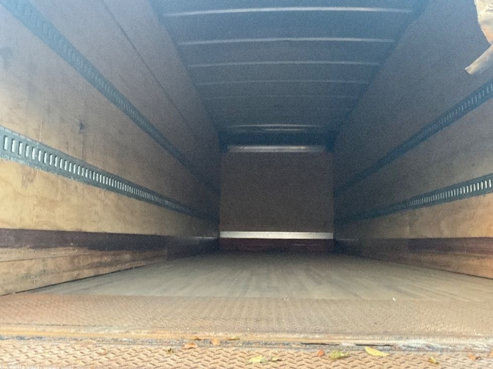 Medium Duty Box Truck-Light and Medium Duty Trucks-International-2023-MV607-Perrysburg-OH-245,913\n\t\tmiles-$ 48,250 - Image 8
