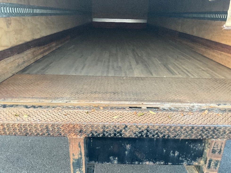 Medium Duty Box Truck-Light and Medium Duty Trucks-International-2023-MV607-Perrysburg-OH-245,913\n\t\tmiles-$ 48,250 - Image 9