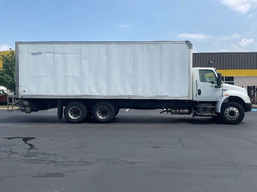 Medium Duty Box Truck-Light and Medium Duty Trucks-International-2023-MV607-Pittsburgh-PA-217,446\n\t\tmiles-$ 53,500 - Image 15