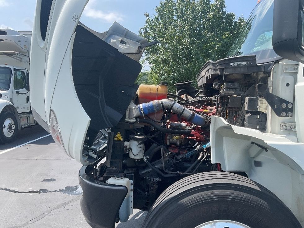 Medium Duty Box Truck-Light and Medium Duty Trucks-International-2023-MV607-Pittsburgh-PA-217,446\n\t\tmiles-$ 53,500 - Image 24