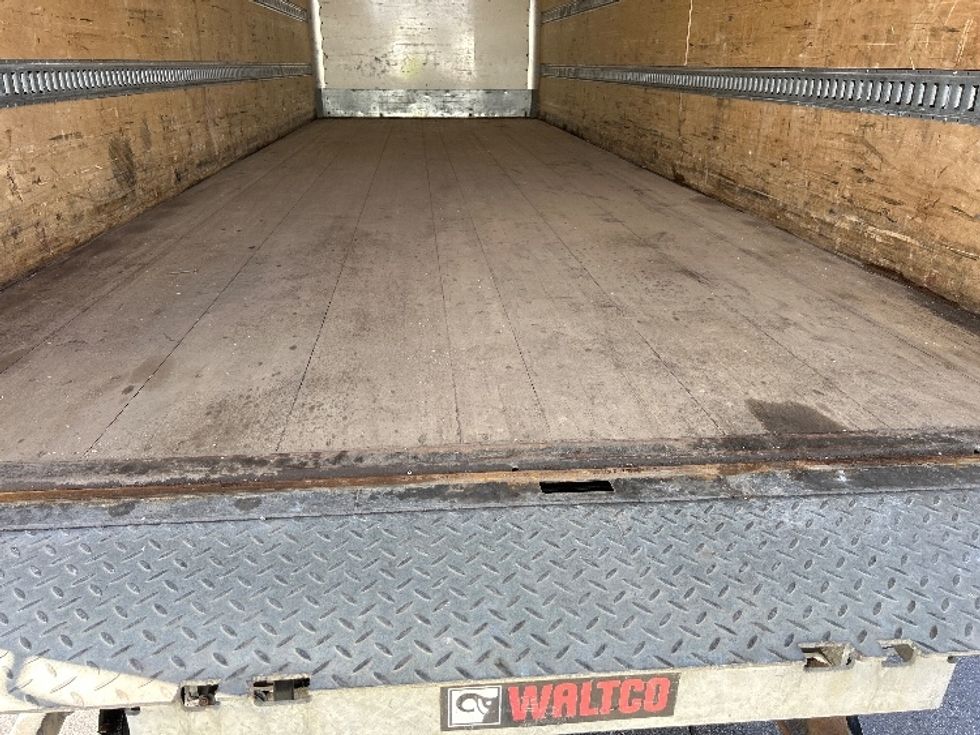 Medium Duty Box Truck-Light and Medium Duty Trucks-International-2023-MV607-Pittsburgh-PA-39,600\n\t\tmiles-$ 82,250 - Image 10