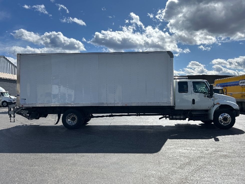 Medium Duty Box Truck-Light and Medium Duty Trucks-International-2023-MV607-Pittsburgh-PA-39,600\n\t\tmiles-$ 82,250 - Image 15