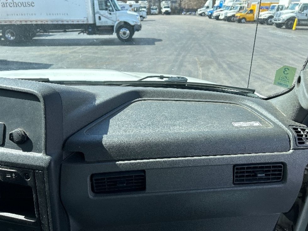 Medium Duty Box Truck-Light and Medium Duty Trucks-International-2023-MV607-Pittsburgh-PA-39,600\n\t\tmiles-$ 82,250 - Image 20