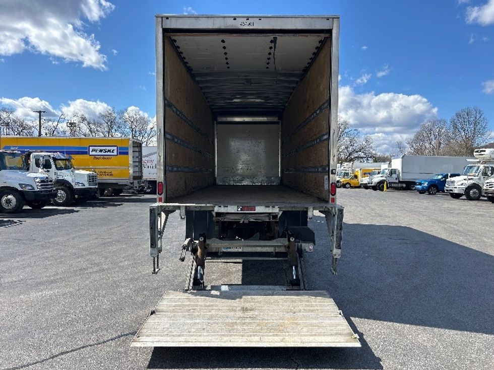 Medium Duty Box Truck-Light and Medium Duty Trucks-International-2023-MV607-Pittsburgh-PA-39,600\n\t\tmiles-$ 82,250 - Image 9