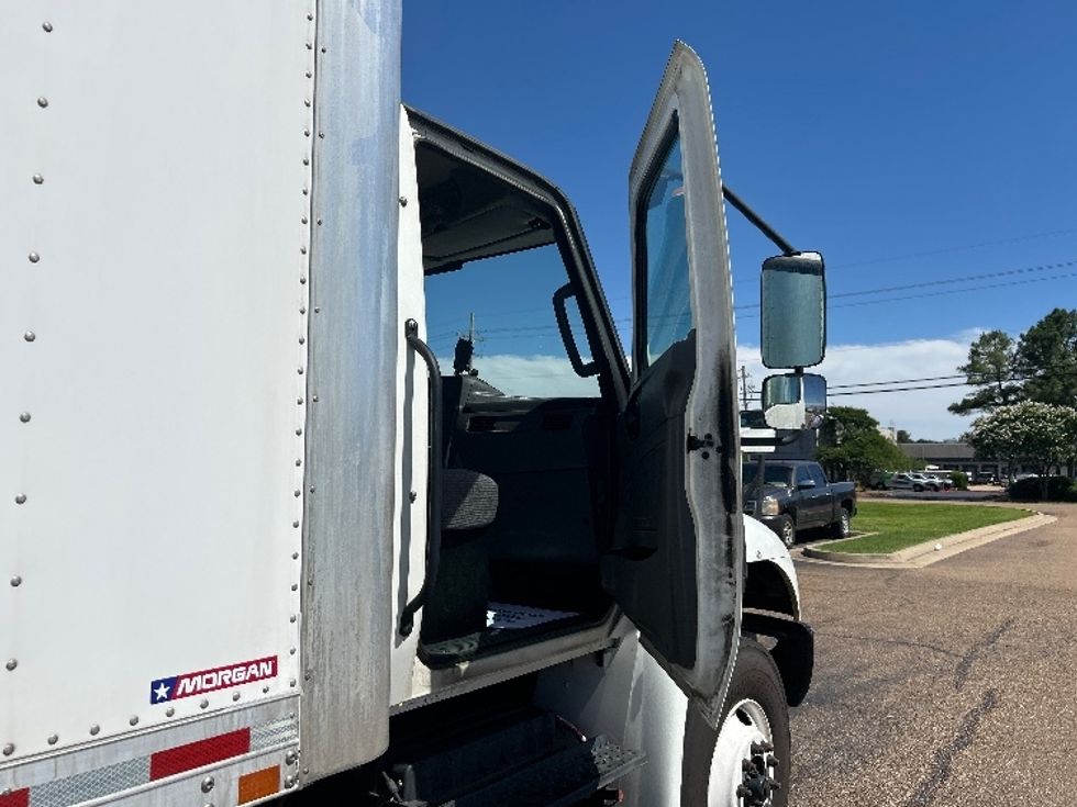 Medium Duty Box Truck-Light and Medium Duty Trucks-International-2023-MV607-Richland-MS-330,000\n\t\tmiles-$ 30,000 - Image 19