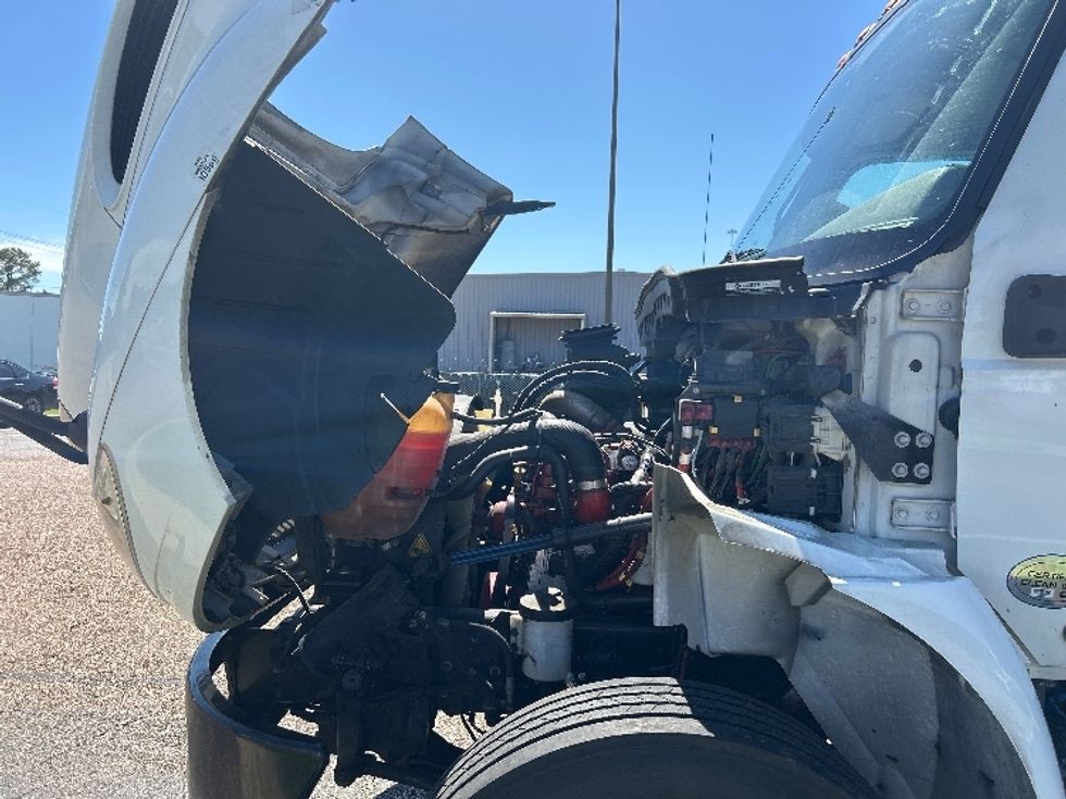 Medium Duty Box Truck-Light and Medium Duty Trucks-International-2023-MV607-Richland-MS-330,000\n\t\tmiles-$ 30,000 - Image 23