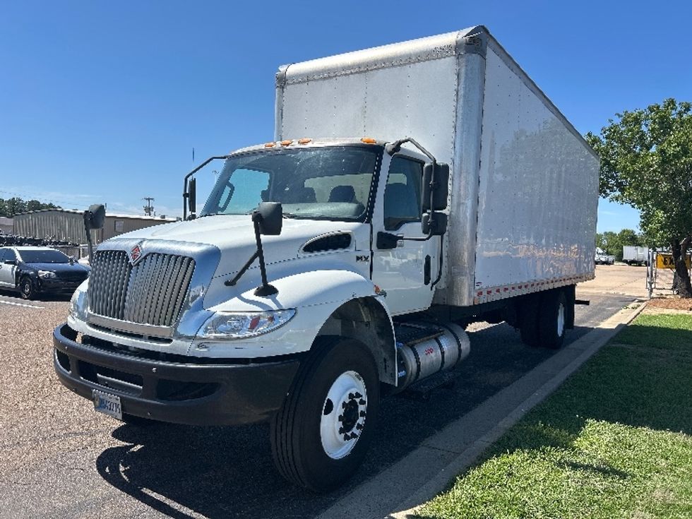 Medium Duty Box Truck-Light and Medium Duty Trucks-International-2023-MV607-Richland-MS-330,000\n\t\tmiles-$ 30,000 - Image 3