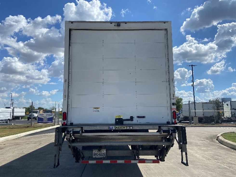 Medium Duty Box Truck-Light and Medium Duty Trucks-International-2023-MV607-San Antonio-TX-154,797\n\t\tmiles-$ 77,500 - Image 7