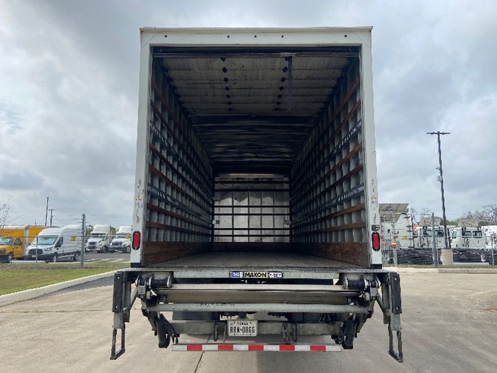 Medium Duty Box Truck-Light and Medium Duty Trucks-International-2023-MV607-San Antonio-TX-267,398\n\t\tmiles-$ 46,500 - Image 8
