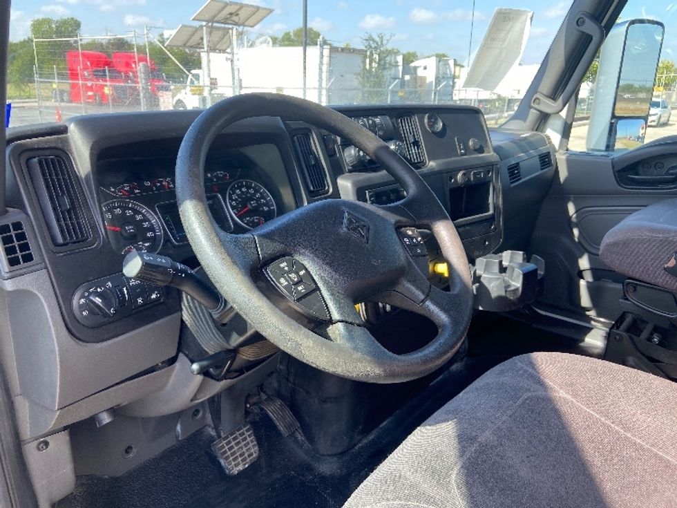 Medium Duty Box Truck-Light and Medium Duty Trucks-International-2023-MV607-San Antonio-TX-280,228\n\t\tmiles-$ 45,250 - Image 17