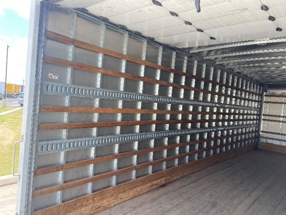 Medium Duty Box Truck-Light and Medium Duty Trucks-International-2023-MV607-San Antonio-TX-299,546\n\t\tmiles-$ 43,250 - Image 11