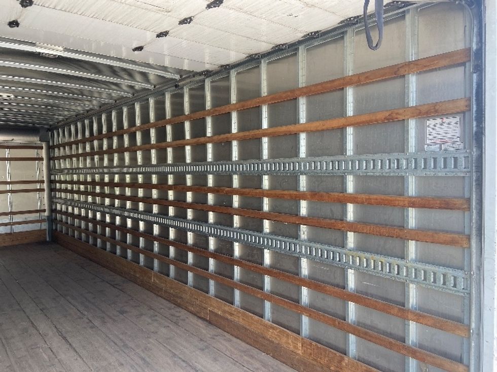 Medium Duty Box Truck-Light and Medium Duty Trucks-International-2023-MV607-San Antonio-TX-299,546\n\t\tmiles-$ 43,250 - Image 12