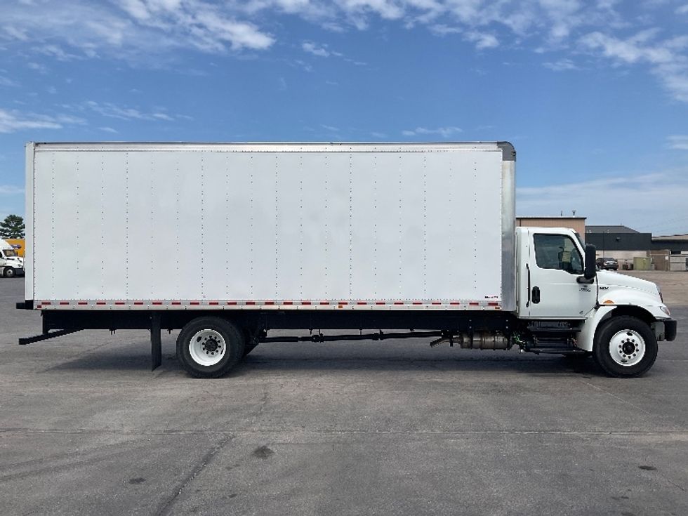 Medium Duty Box Truck-Light and Medium Duty Trucks-International-2023-MV607-Tulsa-OK-20,283\n\t\tmiles-$ 83,250 - Image 15