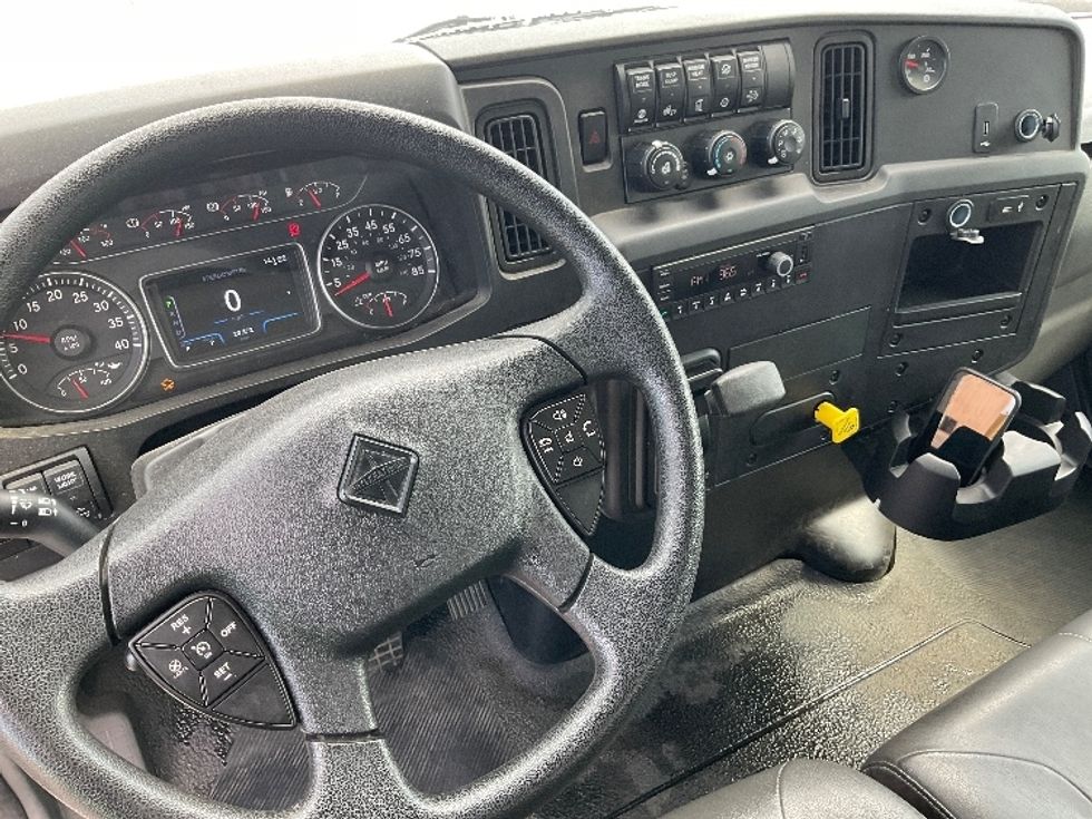 Medium Duty Box Truck-Light and Medium Duty Trucks-International-2023-MV607-Tulsa-OK-20,283\n\t\tmiles-$ 83,250 - Image 18