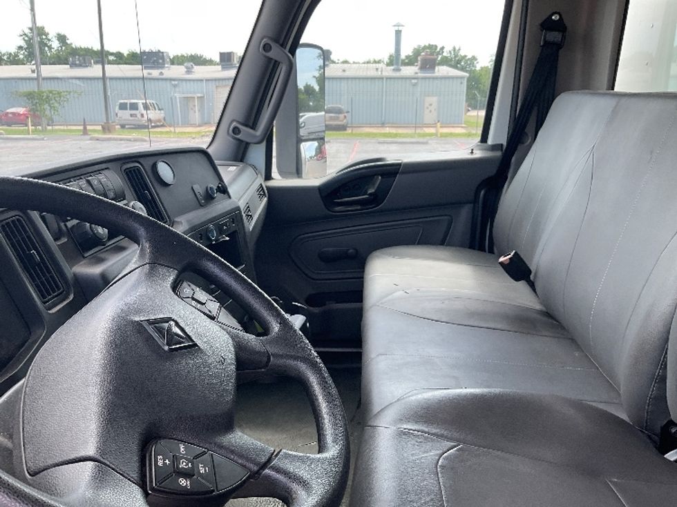 Medium Duty Box Truck-Light and Medium Duty Trucks-International-2023-MV607-Tulsa-OK-20,283\n\t\tmiles-$ 83,250 - Image 19