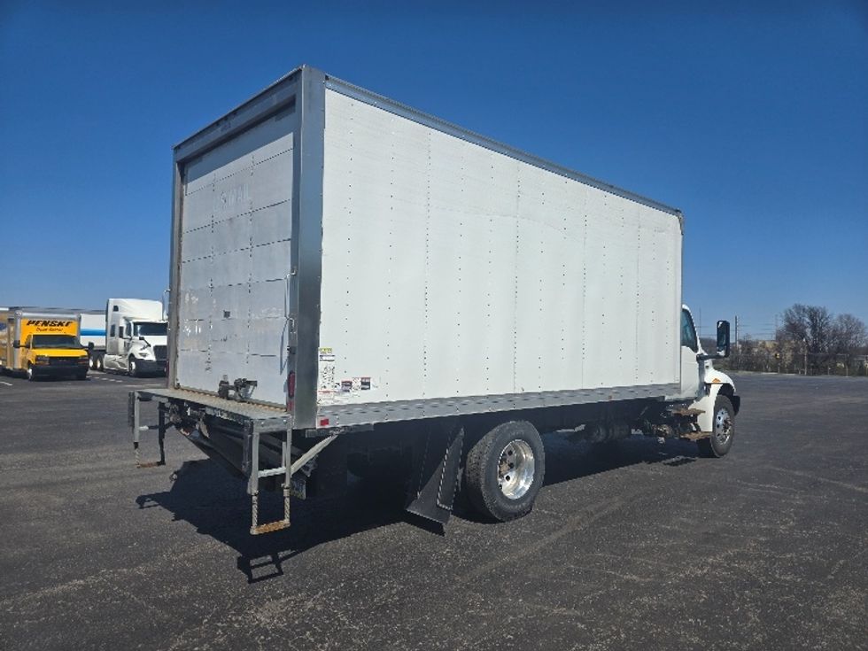 Medium Duty Box Truck-Light and Medium Duty Trucks-International-2023-MV607-White Deer-PA-182,115\n\t\tmiles-$ 54,000 - Image 13