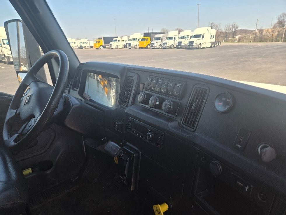 Medium Duty Box Truck-Light and Medium Duty Trucks-International-2023-MV607-White Deer-PA-182,115\n\t\tmiles-$ 54,000 - Image 22