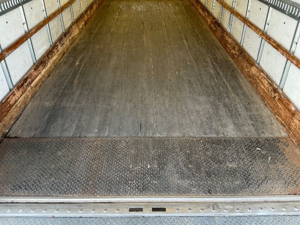 Medium Duty Box Truck-Light and Medium Duty Trucks-International-2023-MV607-Wilkes Barre-PA-191,097\n\t\tmiles-$ 61,000 - Image 10