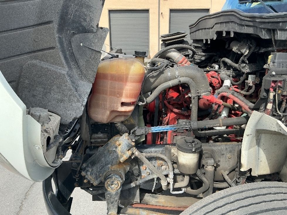 Medium Duty Box Truck-Light and Medium Duty Trucks-International-2023-MV607-Wilkes Barre-PA-191,097\n\t\tmiles-$ 61,000 - Image 24