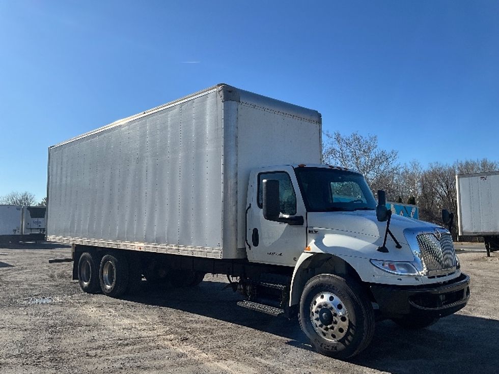 Medium Duty Box Truck-Light and Medium Duty Trucks-International-2023-MV607-Wilkes Barre-PA-293,500\n\t\tmiles-$ 47,500 - Image 1