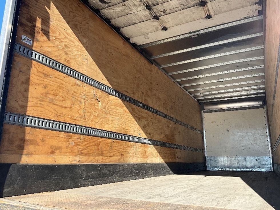 Medium Duty Box Truck-Light and Medium Duty Trucks-International-2023-MV607-Wilkes Barre-PA-293,500\n\t\tmiles-$ 47,500 - Image 10