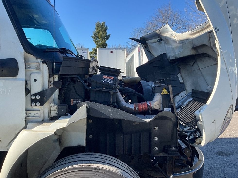 Medium Duty Box Truck-Light and Medium Duty Trucks-International-2023-MV607-Wilkes Barre-PA-293,500\n\t\tmiles-$ 47,500 - Image 22
