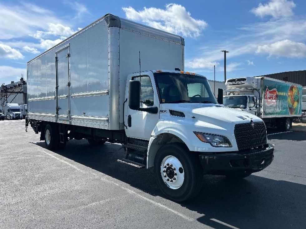 Medium Duty Box Truck-Light and Medium Duty Trucks-International-2023-MV607N-Akron-OH-218,896\n\t\tmiles-$ 59,000 - Image 1