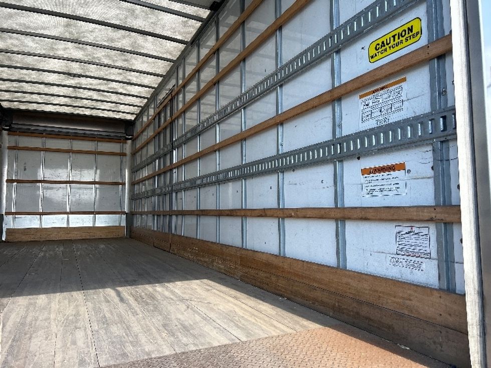 Medium Duty Box Truck-Light and Medium Duty Trucks-International-2023-MV607N-Akron-OH-218,896\n\t\tmiles-$ 59,000 - Image 12