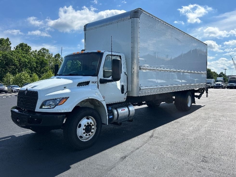 Medium Duty Box Truck-Light and Medium Duty Trucks-International-2023-MV607N-Akron-OH-218,896\n\t\tmiles-$ 59,000 - Image 3