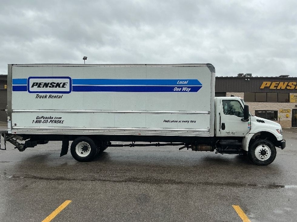 Medium Duty Box Truck-Light and Medium Duty Trucks-International-2023-MV607N-Cincinnati-OH-169,384\n\t\tmiles-$ 56,750 - Image 15