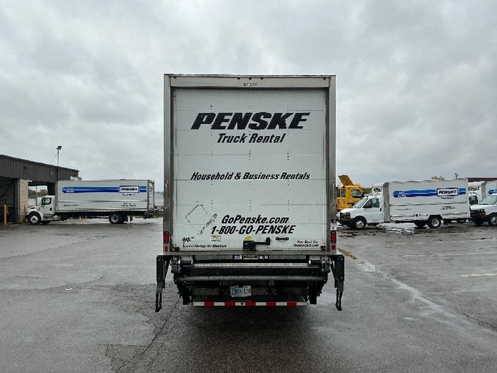 Medium Duty Box Truck-Light and Medium Duty Trucks-International-2023-MV607N-Cincinnati-OH-169,384\n\t\tmiles-$ 56,750 - Image 7