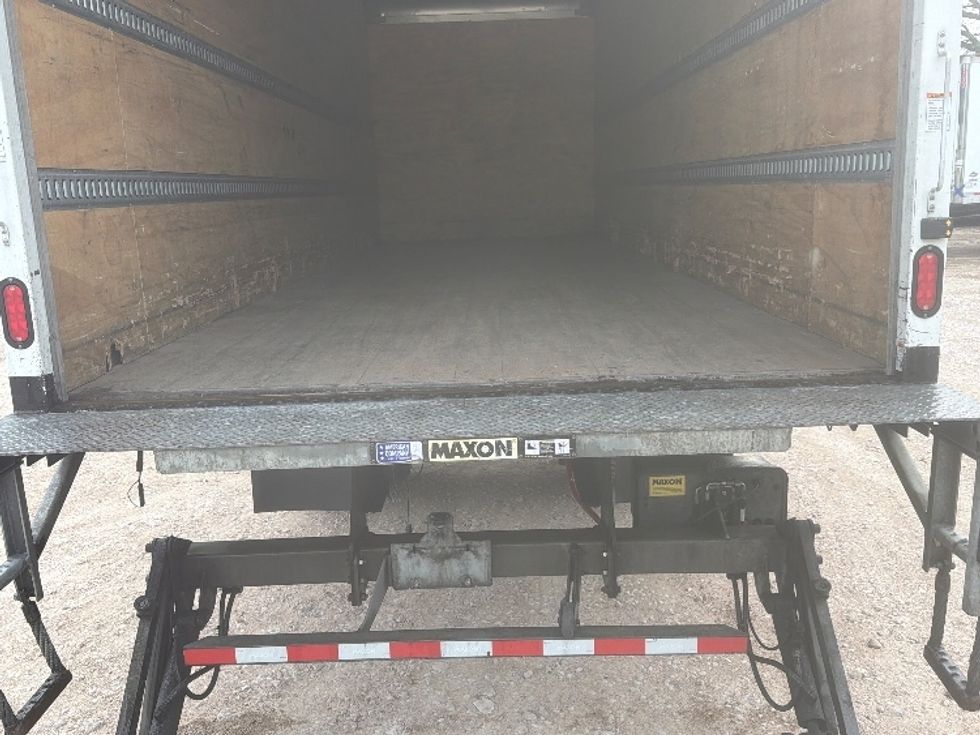 Medium Duty Box Truck-Light and Medium Duty Trucks-International-2023-MV607N-Dallas-TX-326,238\n\t\tmiles-$ 35,250 - Image 10