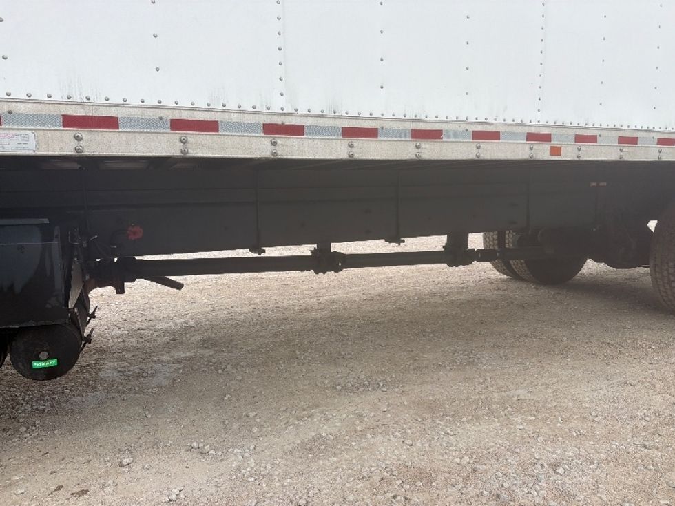 Medium Duty Box Truck-Light and Medium Duty Trucks-International-2023-MV607N-Dallas-TX-326,238\n\t\tmiles-$ 35,250 - Image 5