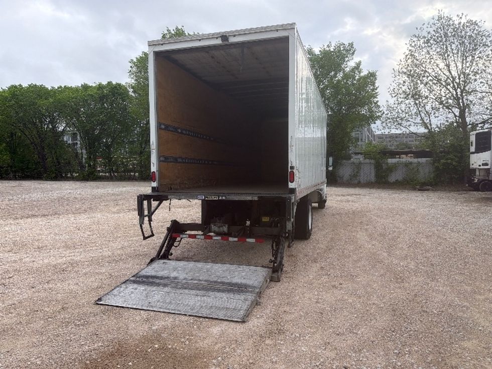 Medium Duty Box Truck-Light and Medium Duty Trucks-International-2023-MV607N-Dallas-TX-326,238\n\t\tmiles-$ 35,250 - Image 9