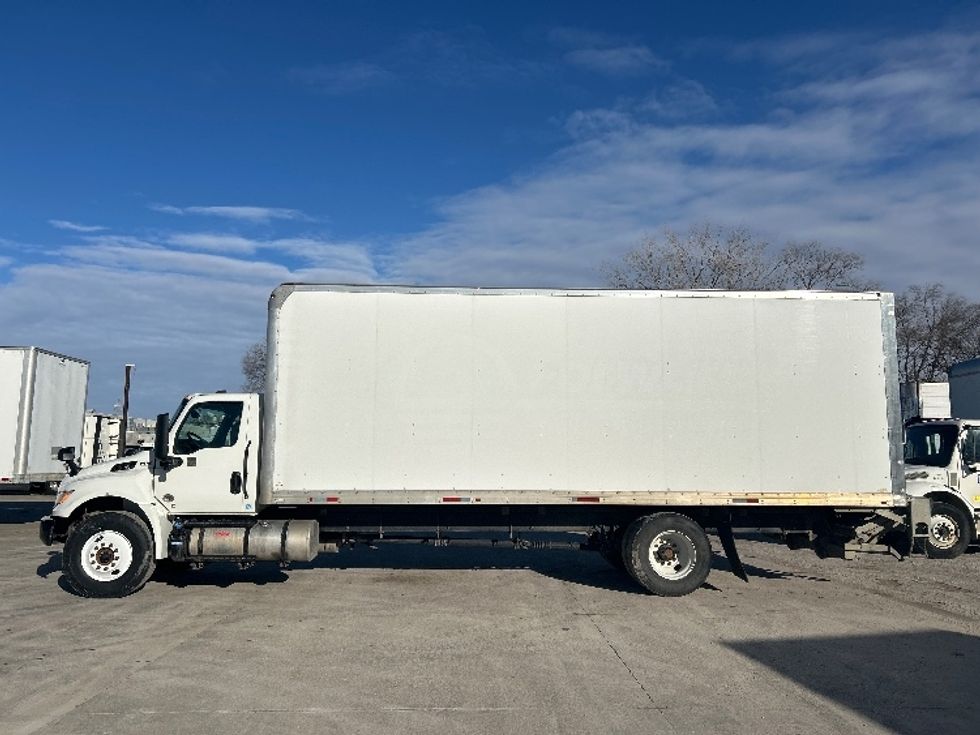 Medium Duty Box Truck-Light and Medium Duty Trucks-International-2023-MV607N-Des Moines-IA-152,810\n\t\tmiles-$ 68,500 - Image 4