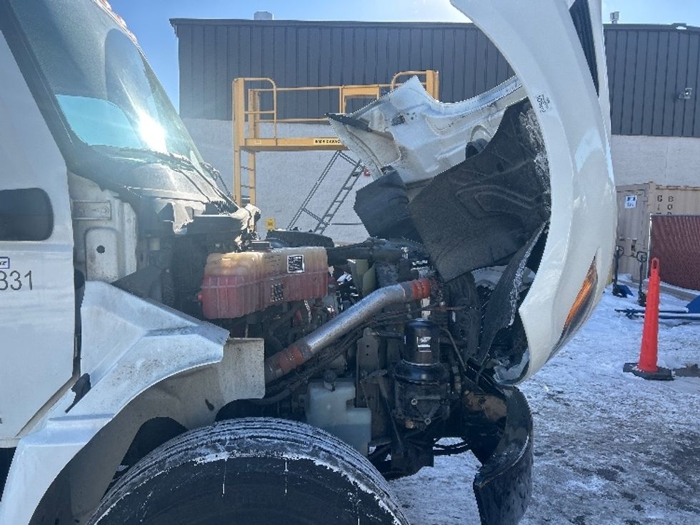 Medium Duty Box Truck-Light and Medium Duty Trucks-International-2023-MV607N-Eagan-MN-92,888\n\t\tmiles-$ 72,000 - Image 22