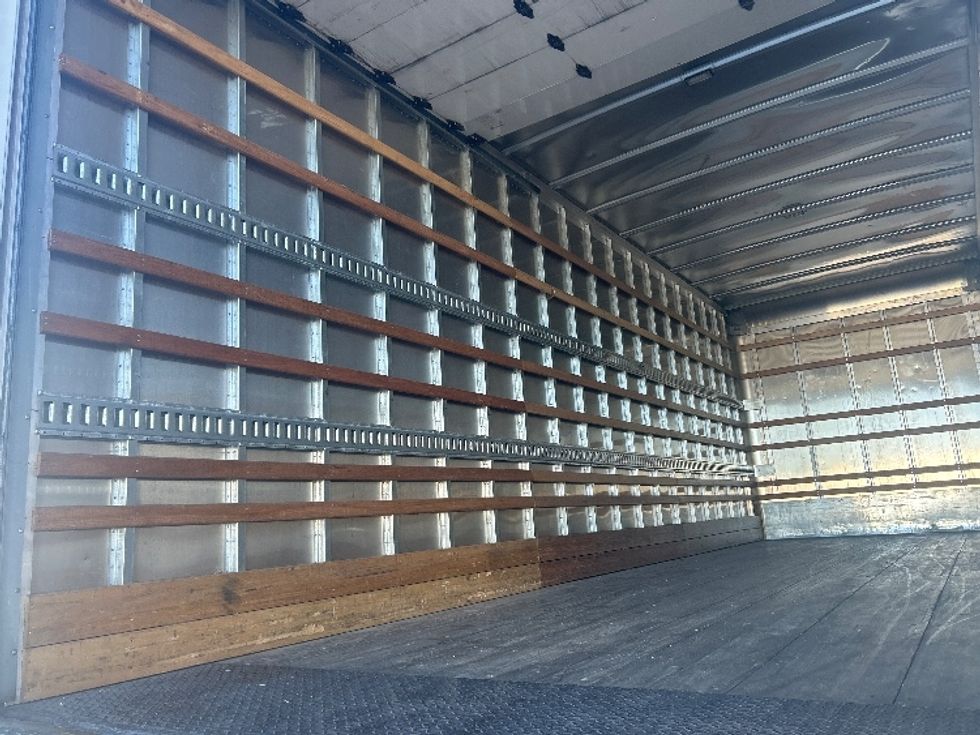 Medium Duty Box Truck-Light and Medium Duty Trucks-International-2023-MV607N-Greeley-CO-214,824\n\t\tmiles-$ 57,250 - Image 11