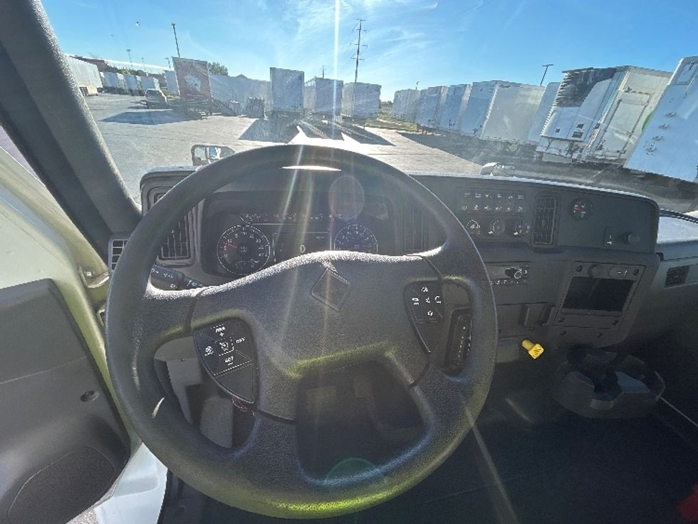 Medium Duty Box Truck-Light and Medium Duty Trucks-International-2023-MV607N-Greeley-CO-214,824\n\t\tmiles-$ 57,250 - Image 18