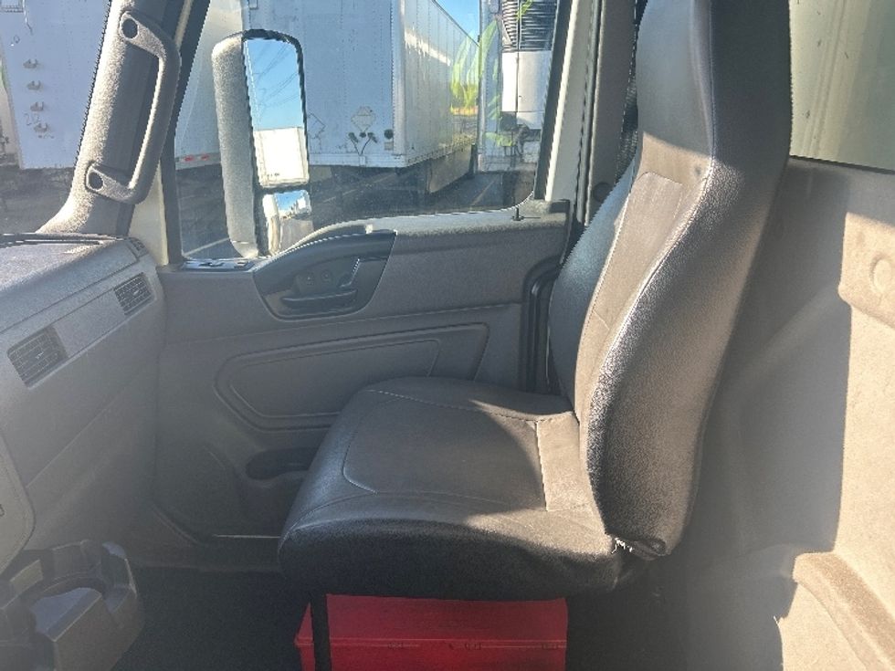 Medium Duty Box Truck-Light and Medium Duty Trucks-International-2023-MV607N-Greeley-CO-214,824\n\t\tmiles-$ 57,250 - Image 19