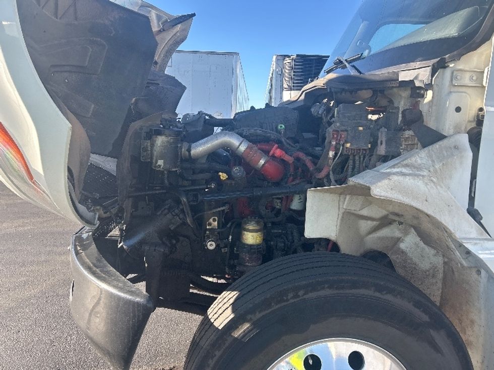 Medium Duty Box Truck-Light and Medium Duty Trucks-International-2023-MV607N-Greeley-CO-214,824\n\t\tmiles-$ 57,250 - Image 24