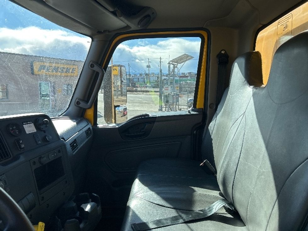 Medium Duty Box Truck-Light and Medium Duty Trucks-International-2023-MV607N-Greeley-CO-264,025\n\t\tmiles-$ 41,250 - Image 17