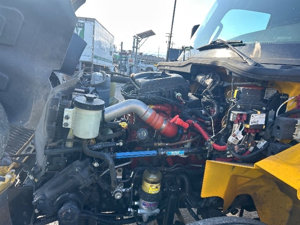 Medium Duty Box Truck-Light and Medium Duty Trucks-International-2023-MV607N-Greeley-CO-264,025\n\t\tmiles-$ 41,250 - Image 22