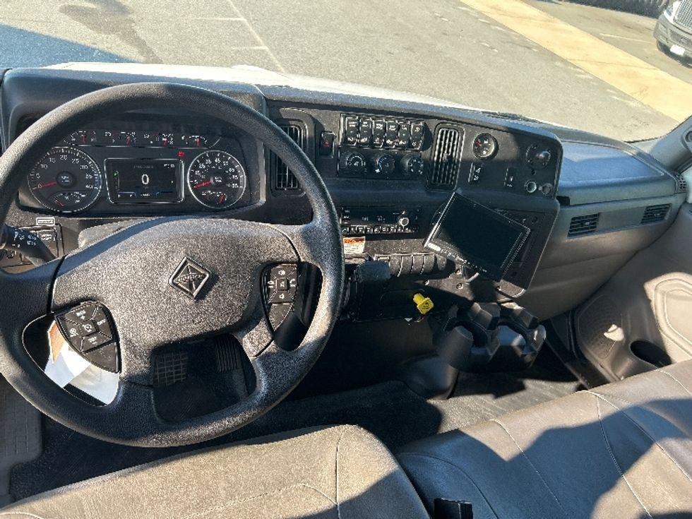 Medium Duty Box Truck-Light and Medium Duty Trucks-International-2023-MV607N-Greensboro-NC-212,978\n\t\tmiles-$ 61,000 - Image 18